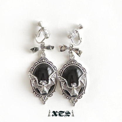 XTS Gothic Bat ピアス＆イヤリング BLACK