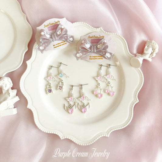 Purple Cream シャイニーバタフライシルバーピアス・イヤリング P1682