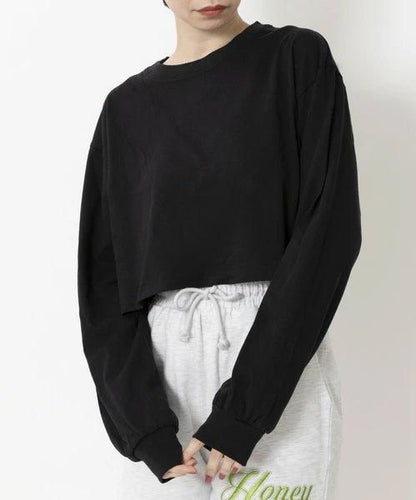 Plain short pullover top