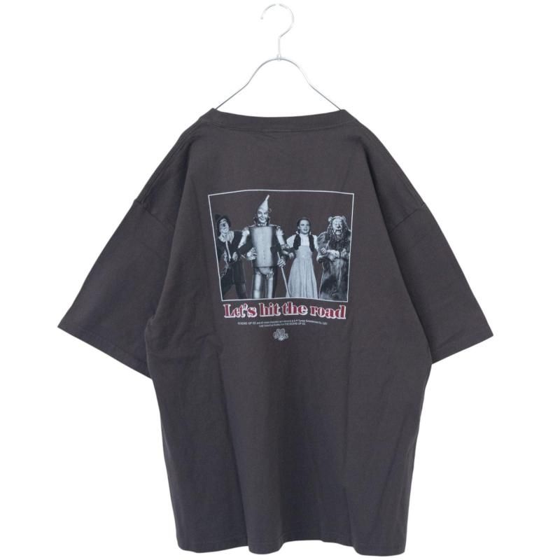 オズの魔法使 バック プリント Tシャツ CHARCOAL