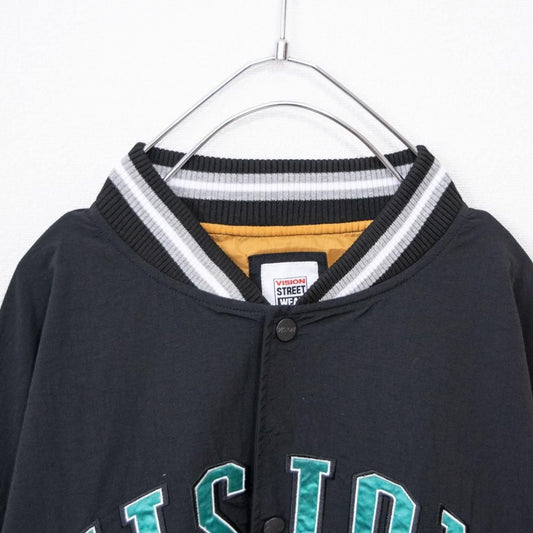 VISION STREET WEAR ナイロンワッペンスタジアムジャケット BLACK