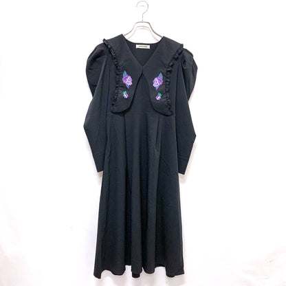 ゴシックローズ刺繍ロングワンピース BLACK