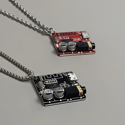 Basis 機械 ネックレス RED