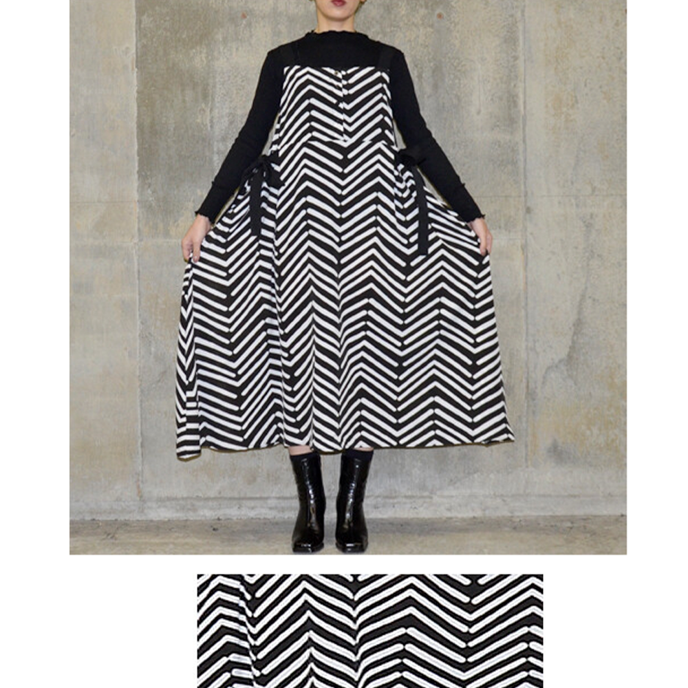 Mode Jumper Skirt Art Print Overall Skirt Black/Line