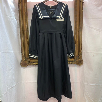 蝶々ワッペンセーラーワンピース BLACK