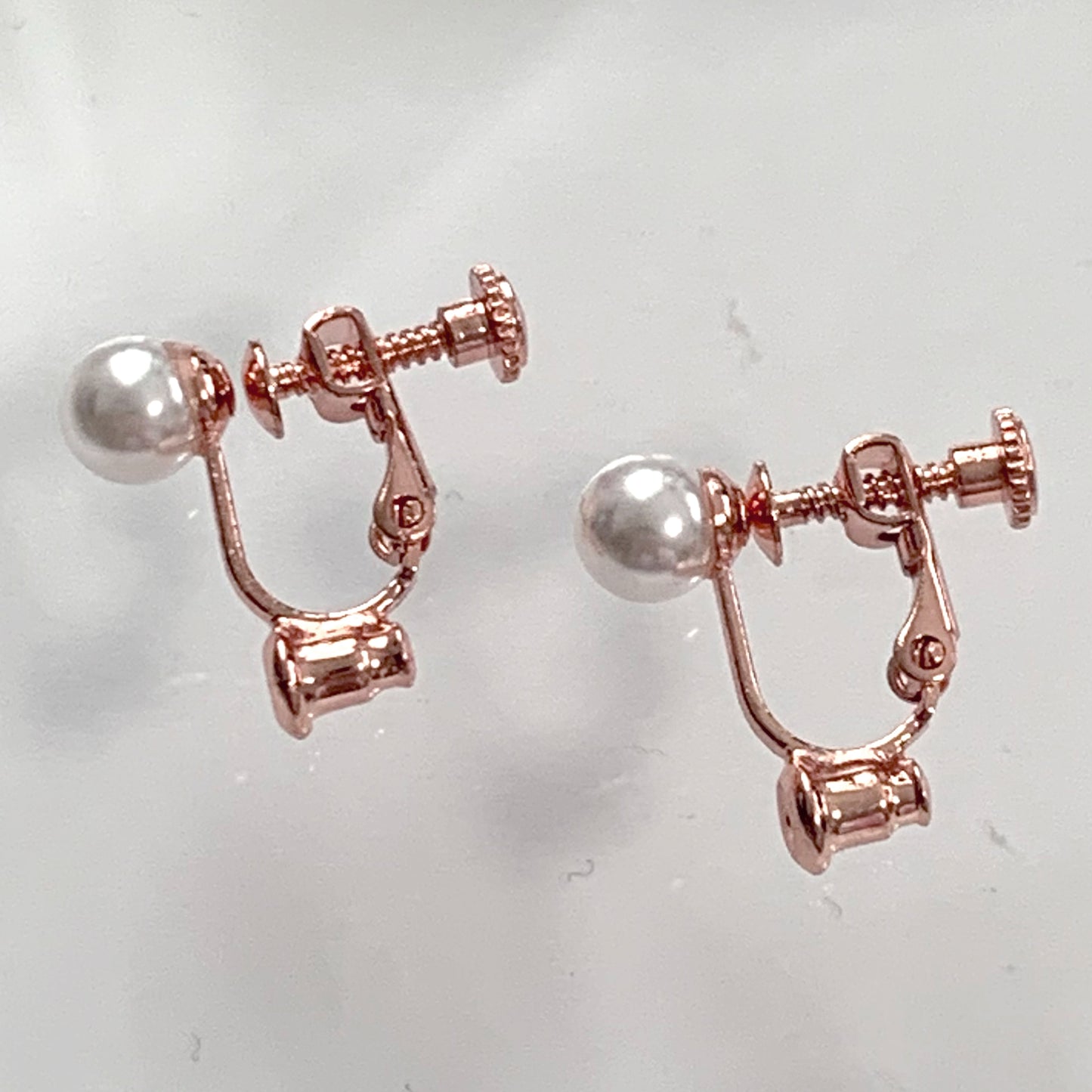 Earring converter with pearls