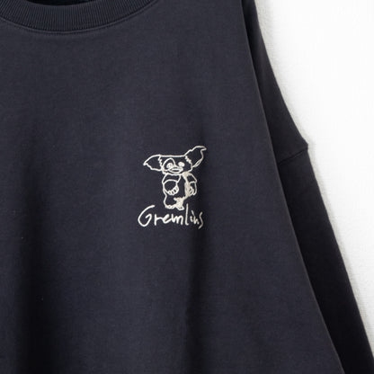 GREMLINS Gizmo Doodle Embroidered Sweatshirt in CHARCOAL