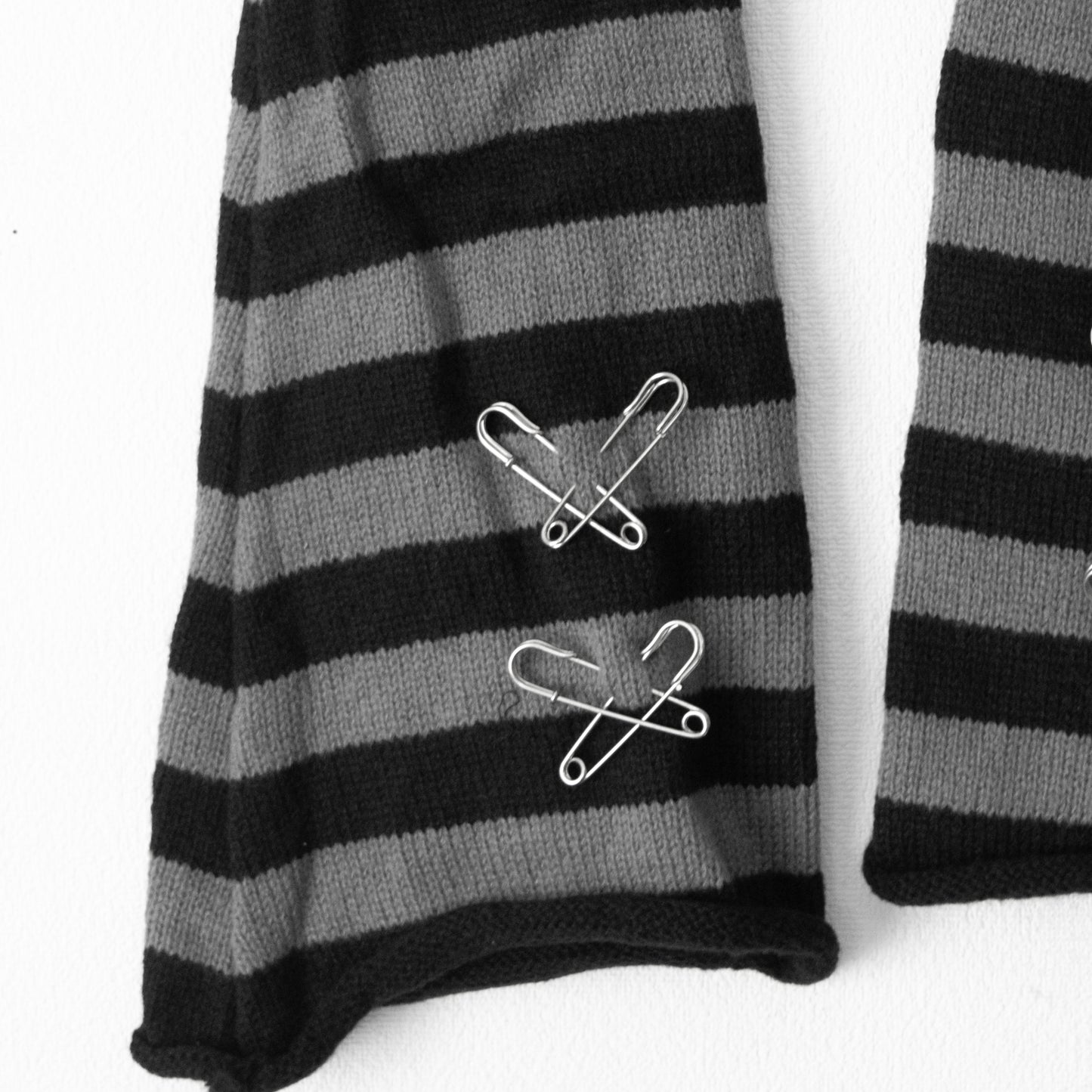 ACDC RAG ICHGO CHA~N 脳みそハート レッグウォーマー BLACK GRAY