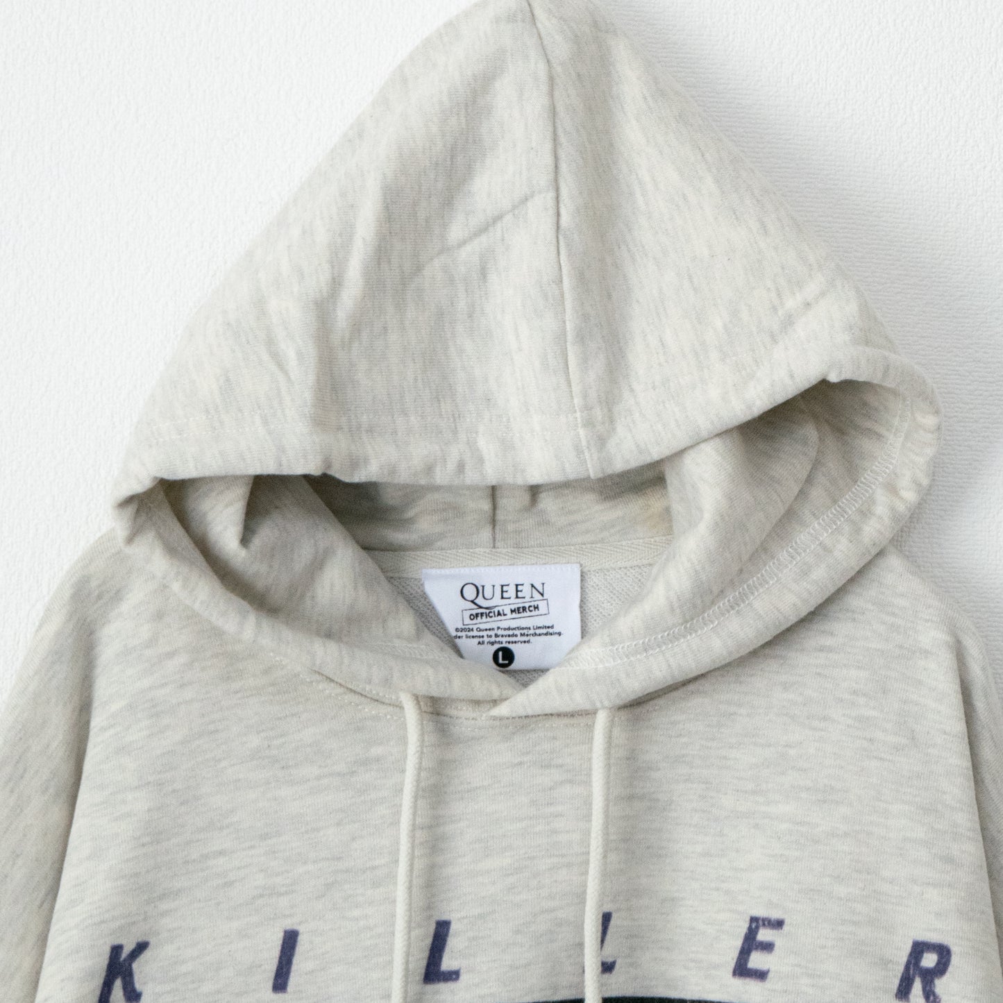 QUEEN Photo Print Hoodie in Kinari White