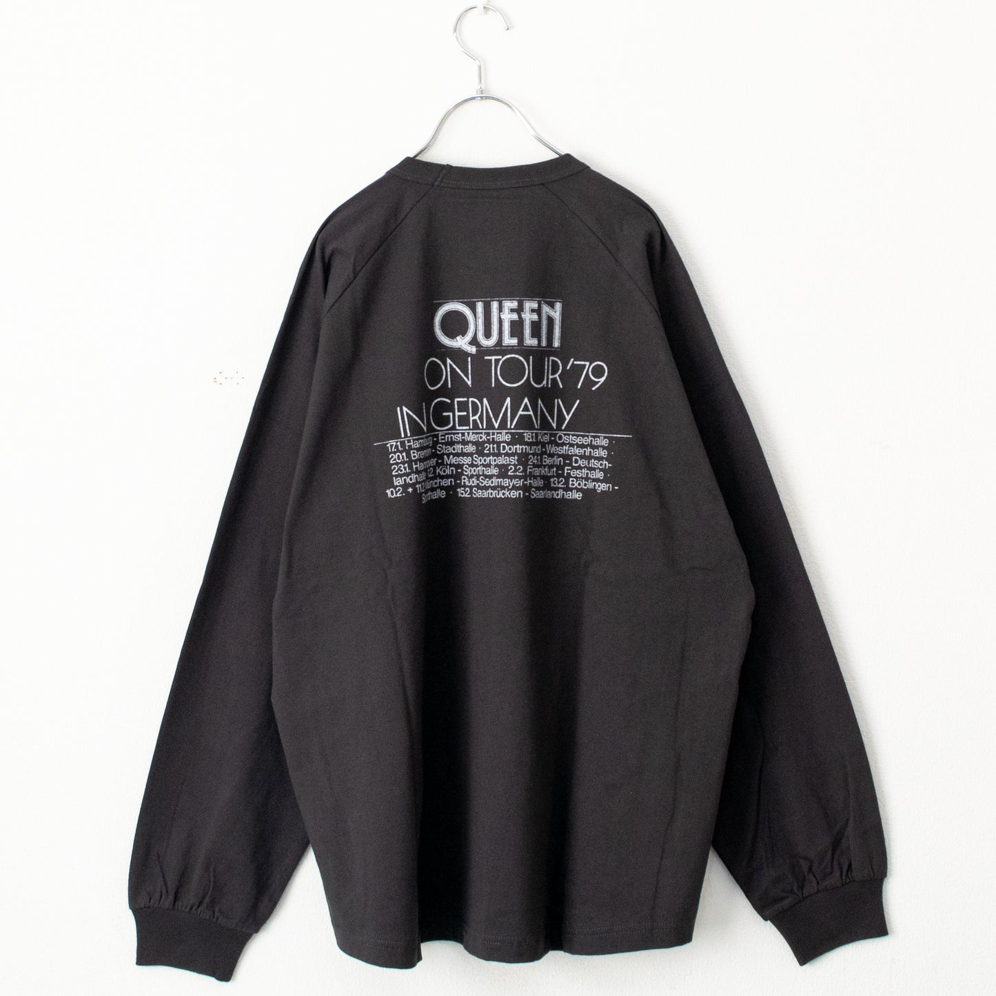 QUEEN フォトプリント ラグラン ロンT CHARCOAL