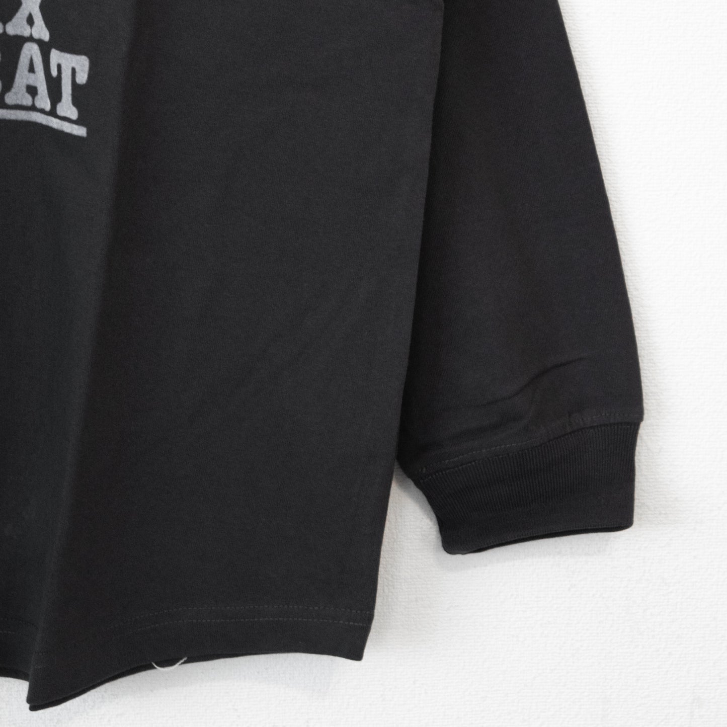 FELIX THE CAT Raglan Flocked Long T-Shirt in Charcoal