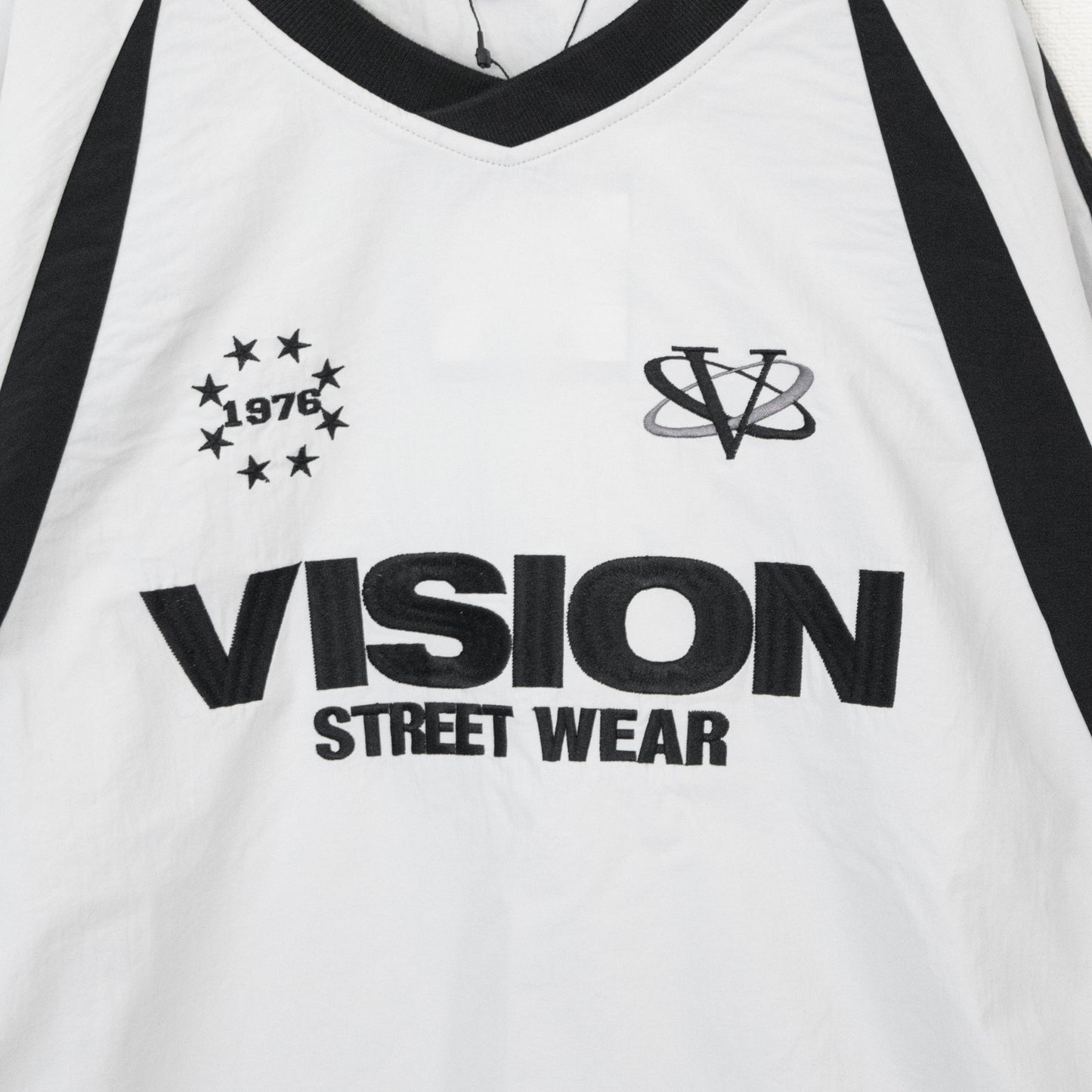 VISION STREET WEAR Nylon Pullover WHITE