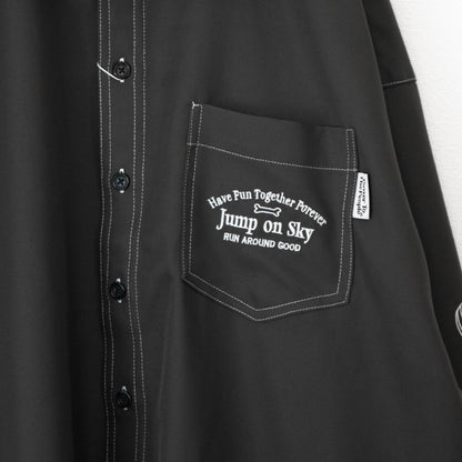 Flying Dog Embroidered Long Sleeve Shirt in CHARCOAL