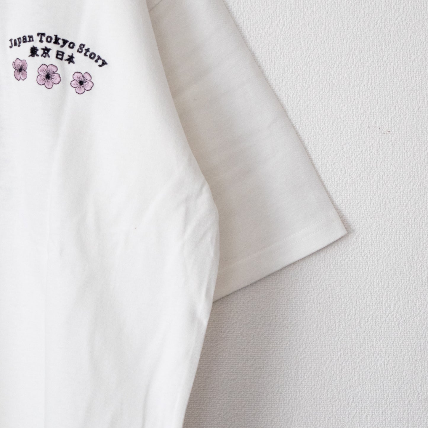 POWER TO THE PEOPLE JAPAN Series DARUMA 刺繍 半袖 Tシャツ WHITE