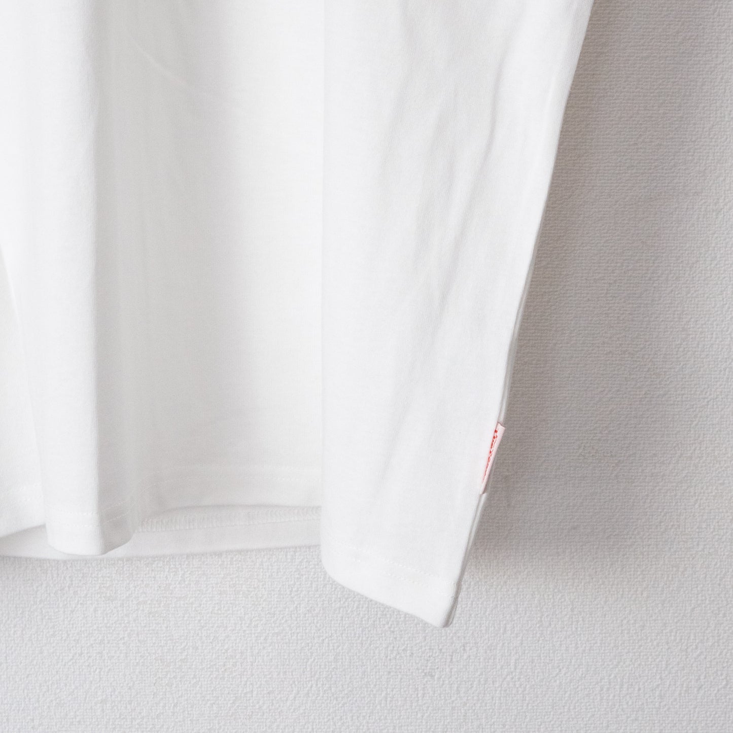 POWER TO THE PEOPLE JAPAN Series DARUMA 刺繍 半袖 Tシャツ WHITE