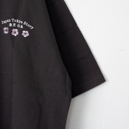 POWER TO THE PEOPLE JAPAN Series DARUMA 刺繍 半袖 Tシャツ CHARCOAL