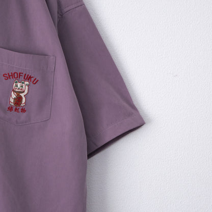 POWER TO THE PEOPLE JAPAN Series MANEKINEKO Open-Collar Short-Sleeve Shirt in PINK PURPLE