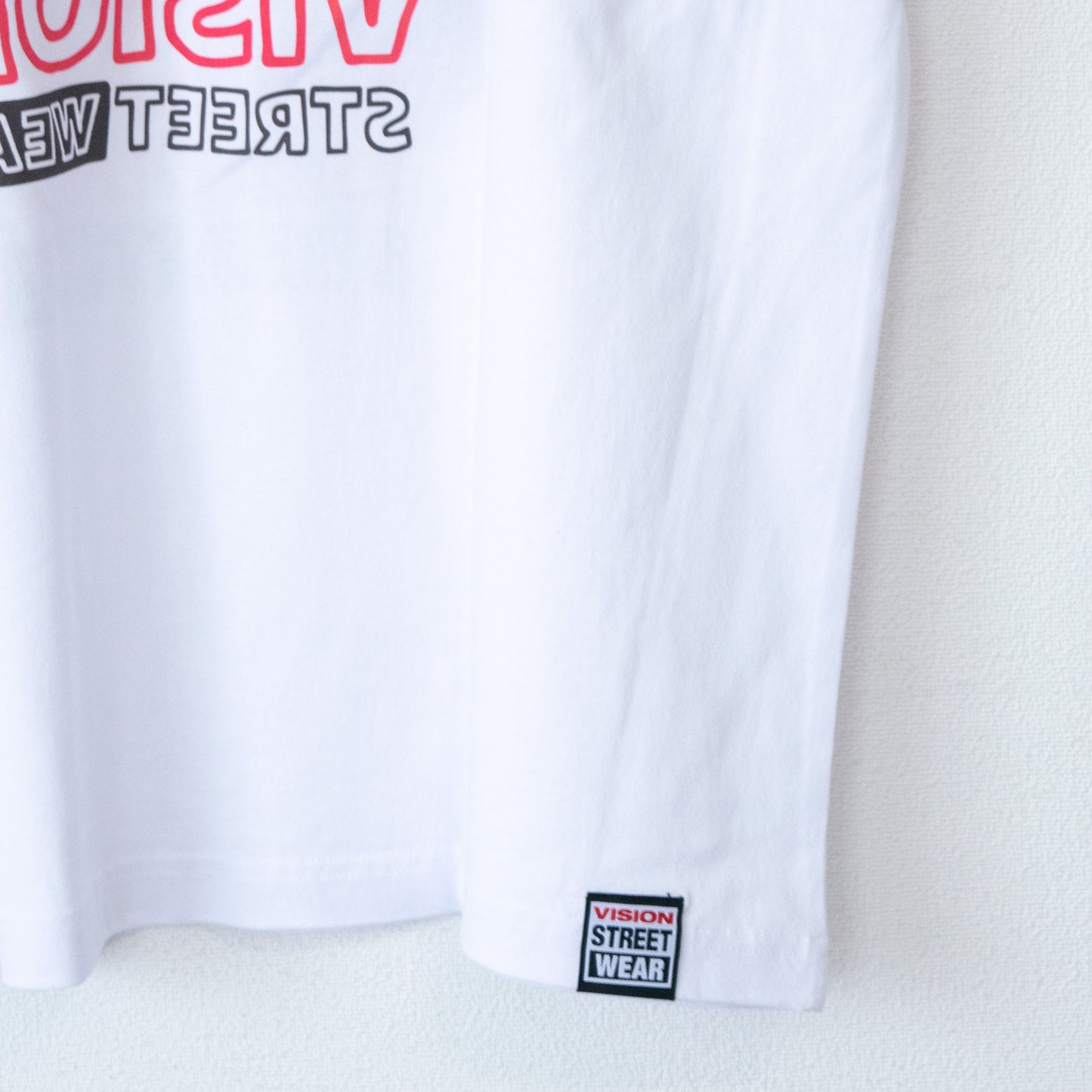 VISION STREET WEAR Sanrio Hello Kitty Front/Back T-Shirt WHITE