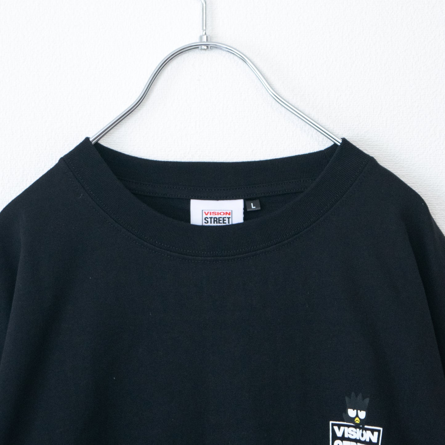 VISION STREET WEAR Sanrio Badtz-maru T-shirt BLACK