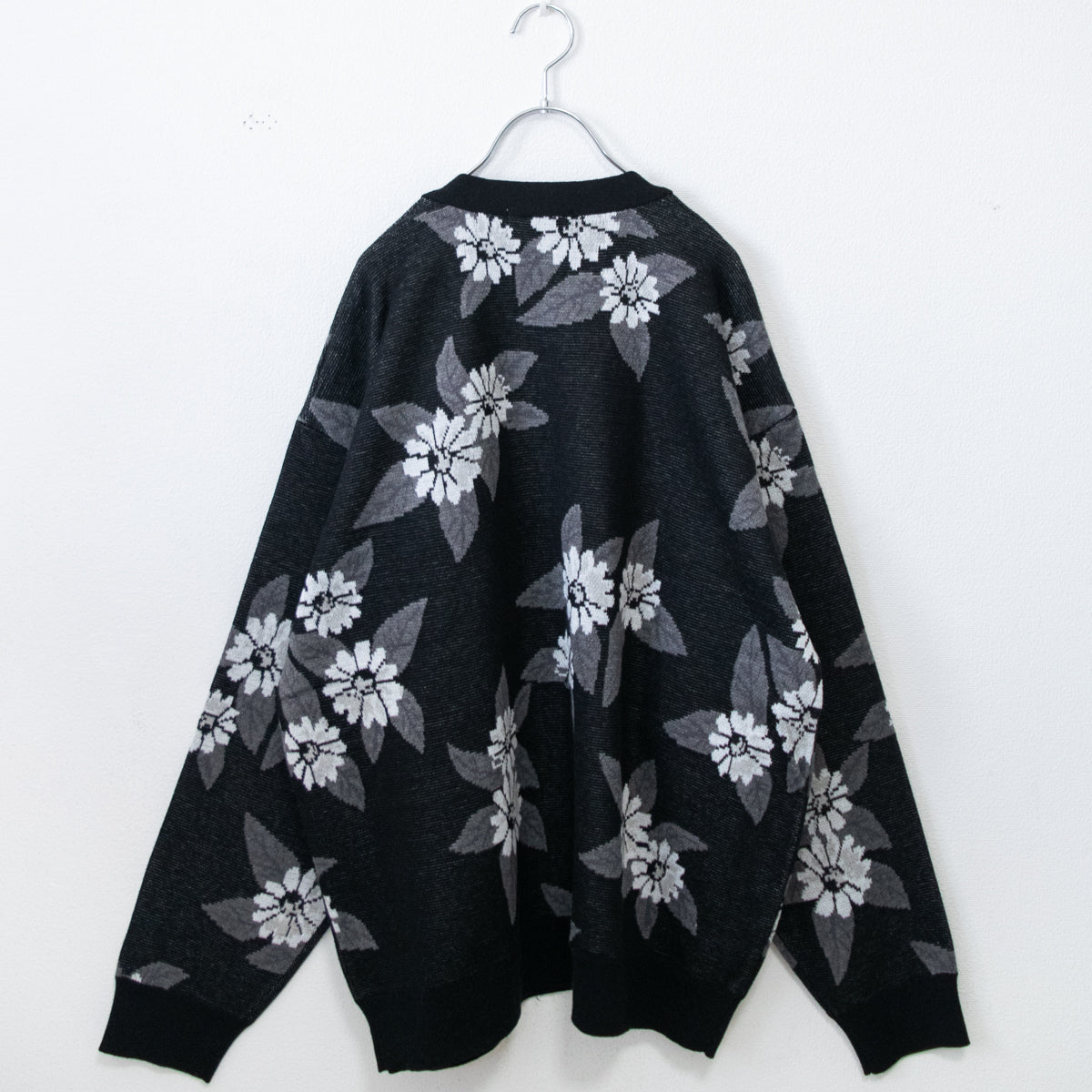 Timely Warning Floral Jacquard V-neck Cardigan BLACK