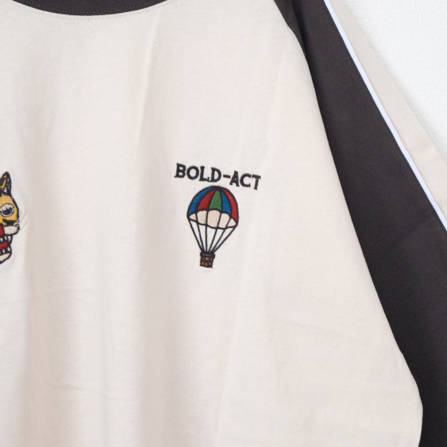 POWER TO THE PEOPLE 虎＆龍刺繍 スカジャンTシャツ IVORY