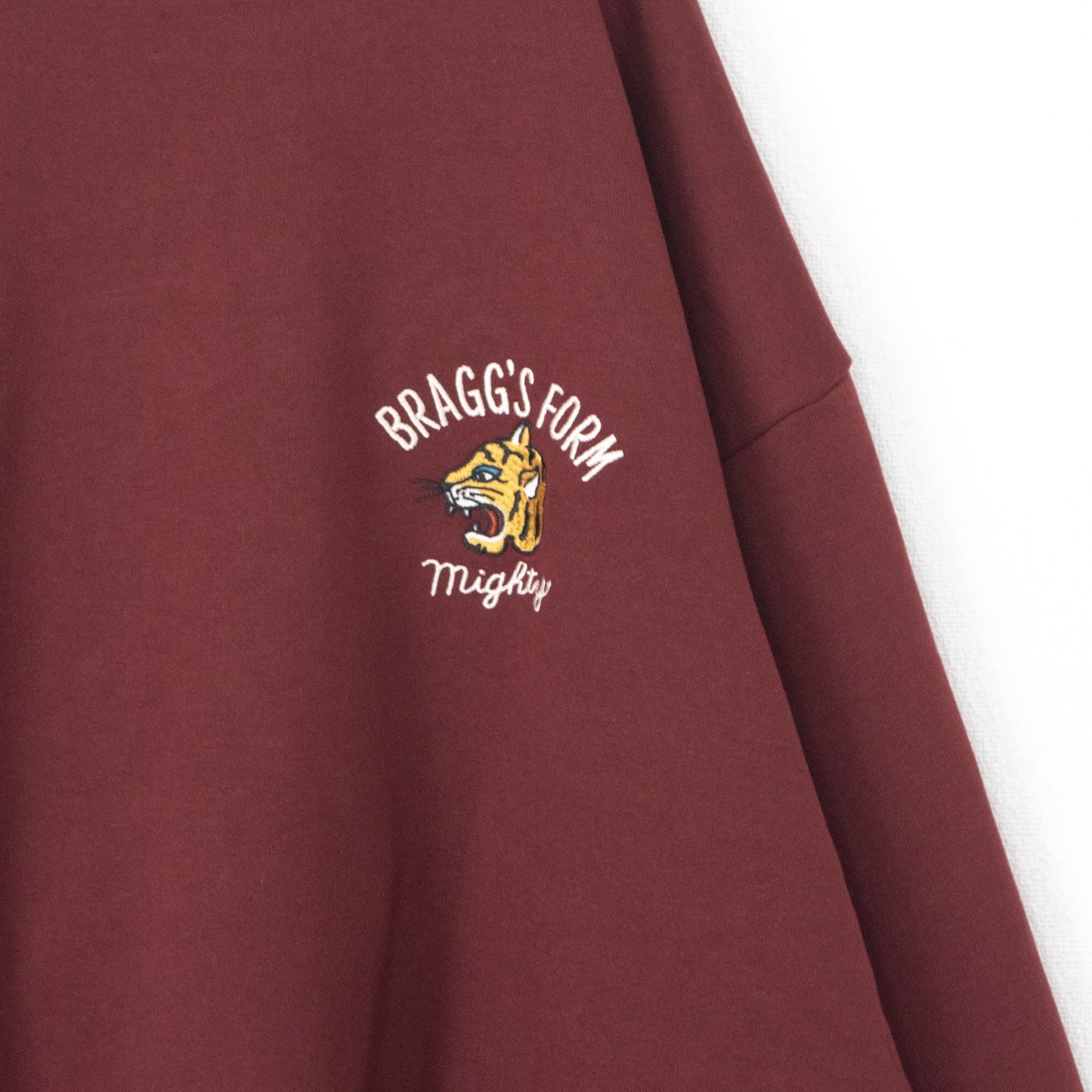 POWER TO THE PEOPLE TIGER Embroidered Sweatshirt WINE RED