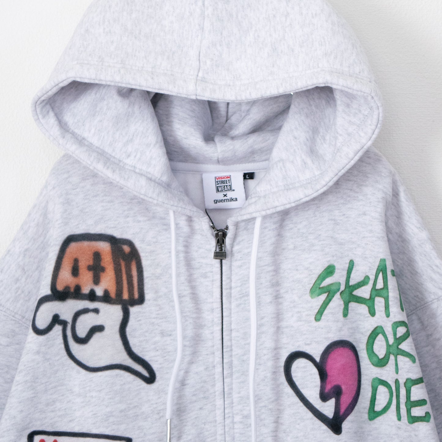 VISION STREET WEAR guernika All-Print Zip Hoodie in GRAY