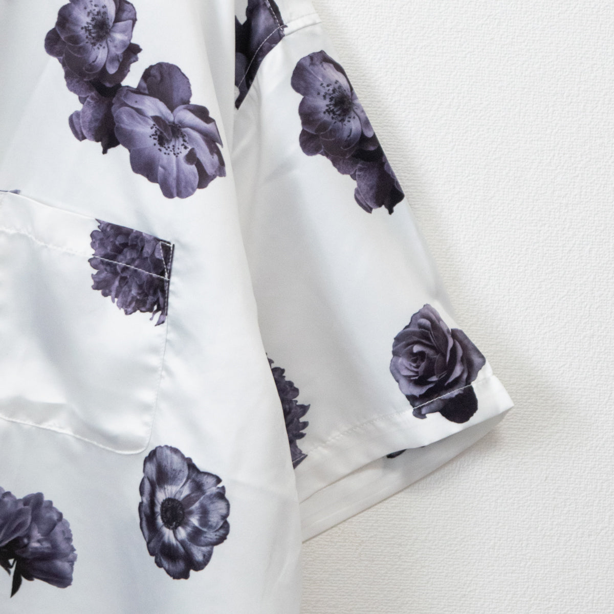 Timely Warning Flower Print Satin Short Sleeve Shirt WHITE