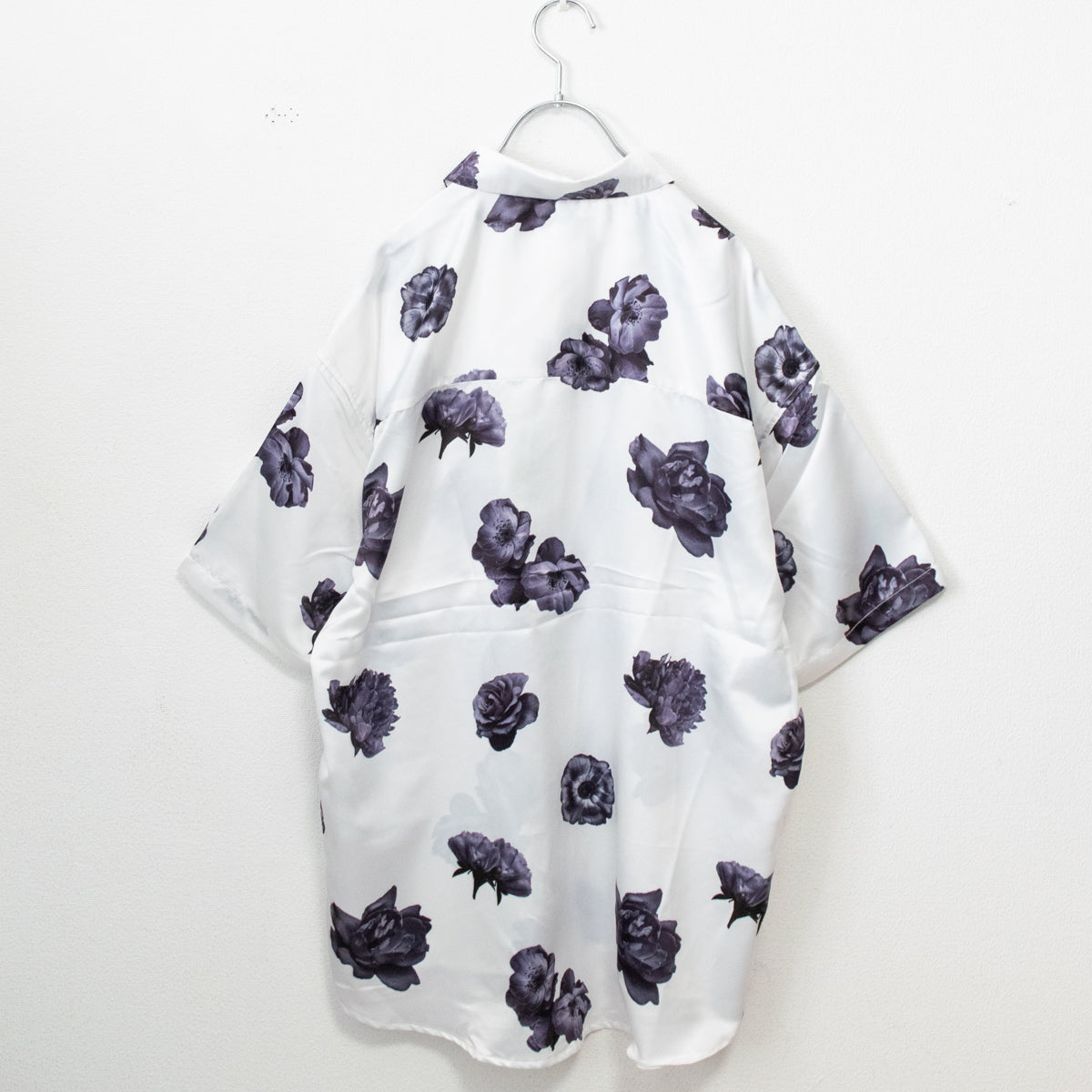 Timely Warning Flower Print Satin Short Sleeve Shirt WHITE