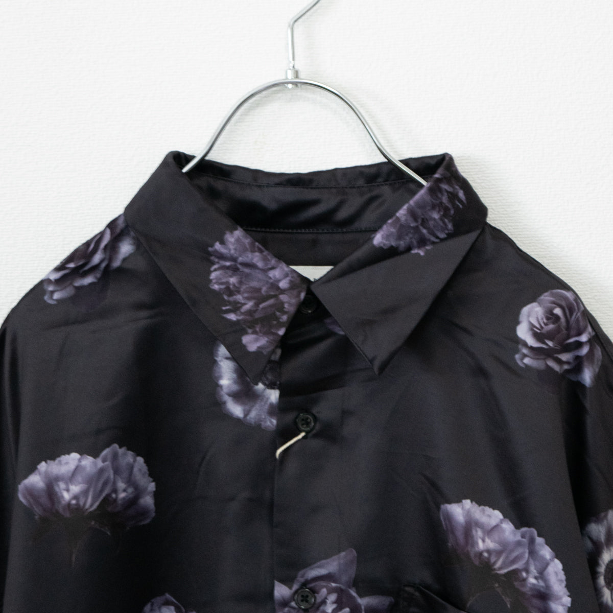 Timely Warning Flower Print Satin Short Sleeve Shirt BLACK