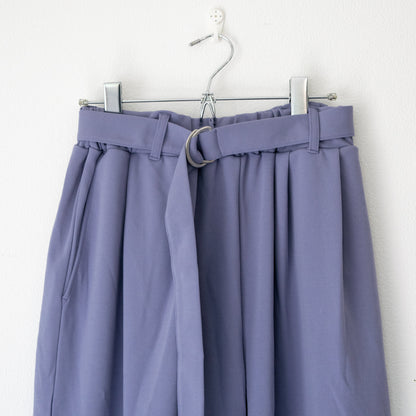Wide silhouette pants with loose belt MinoriTY GRAY PURPLE