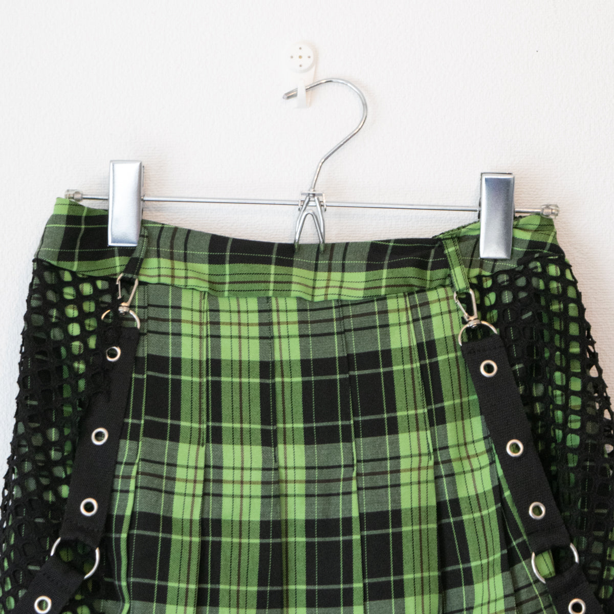 ACDC RAG Vivid Gloomy Bear Check Pleated Skirt Green