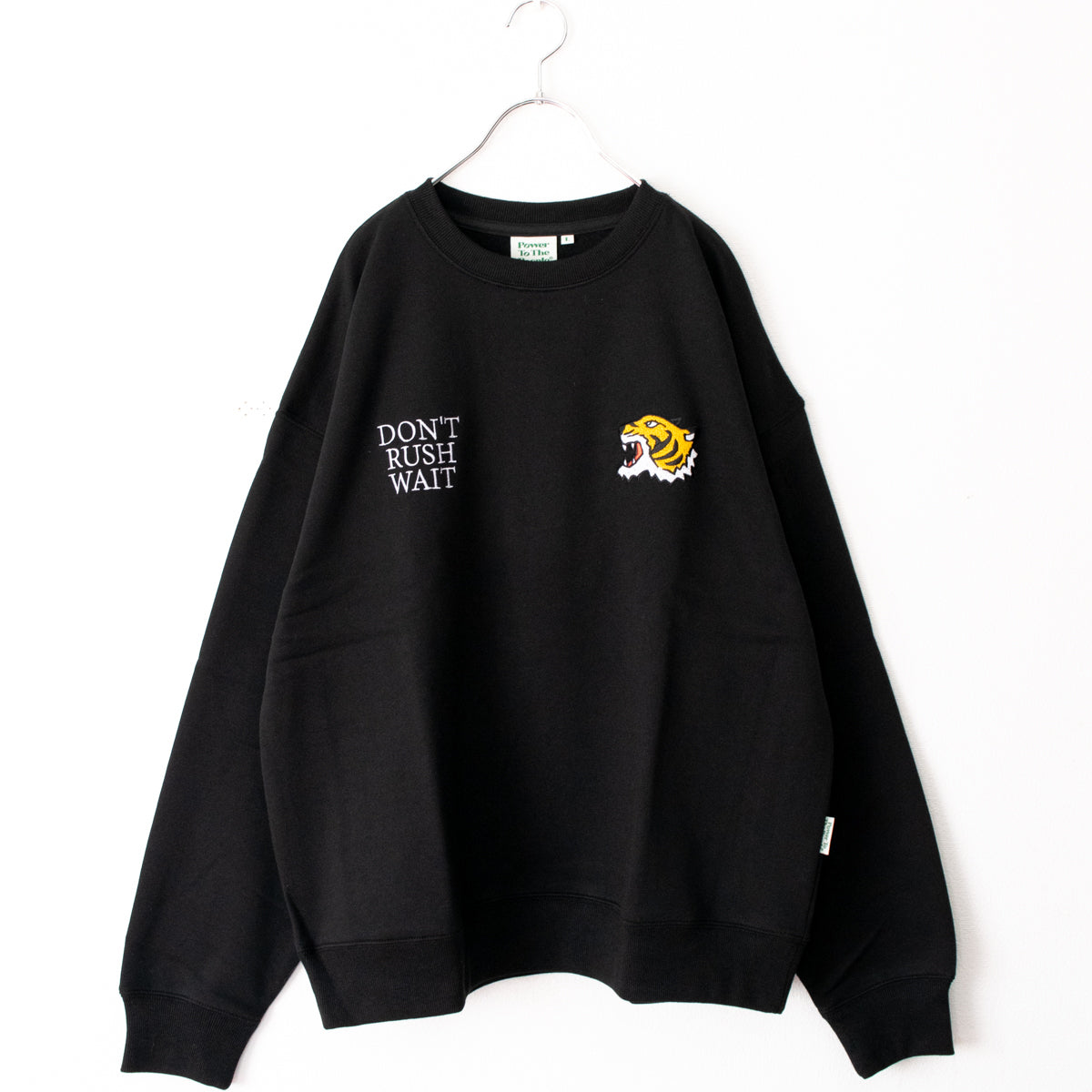 Fleece-lined Tiger Embroidery Sweatshirt BLACK