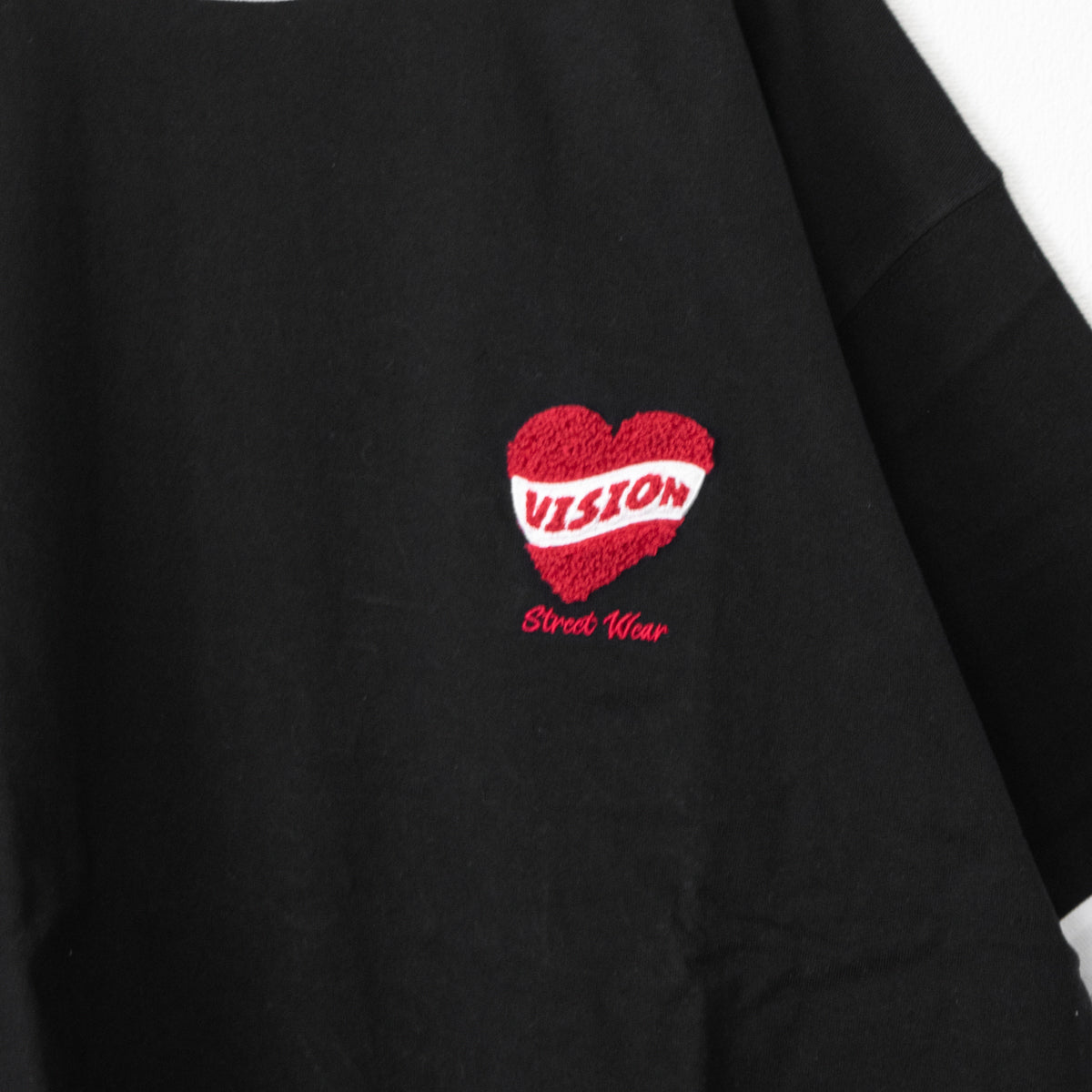 VISION STREET WEAR ハートサガラ 半袖Tシャツ BLACK