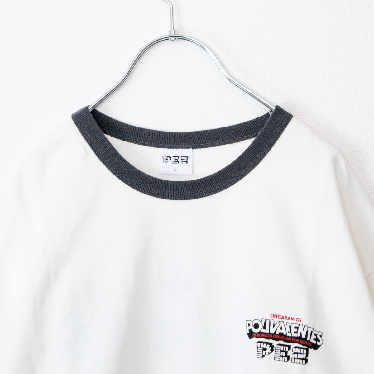 PEZ Back Print Short Sleeve Ringer T-Shirt WHITE BLACK