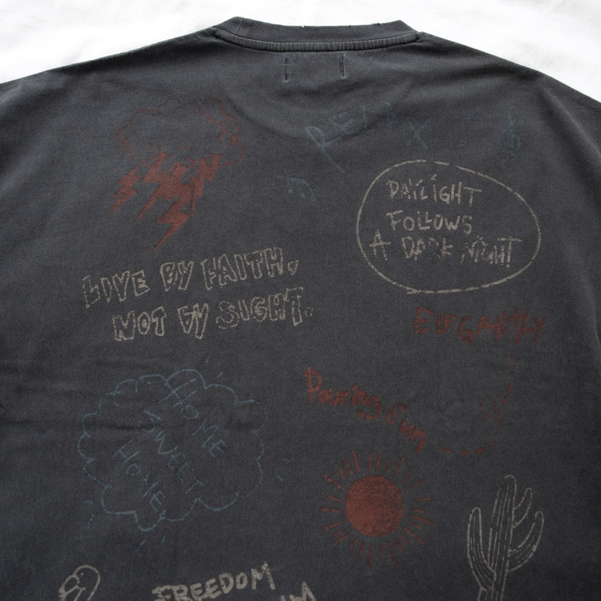 Rough graffiti pigment short sleeve T-shirt BLACK