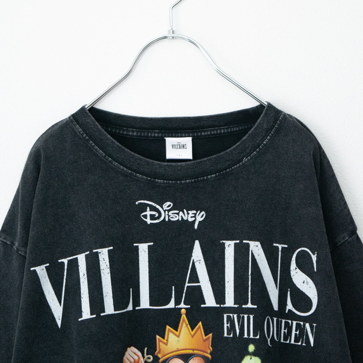 Disney ヴィランズ マガジンTシャツ イーヴィル・クィーン BLACK