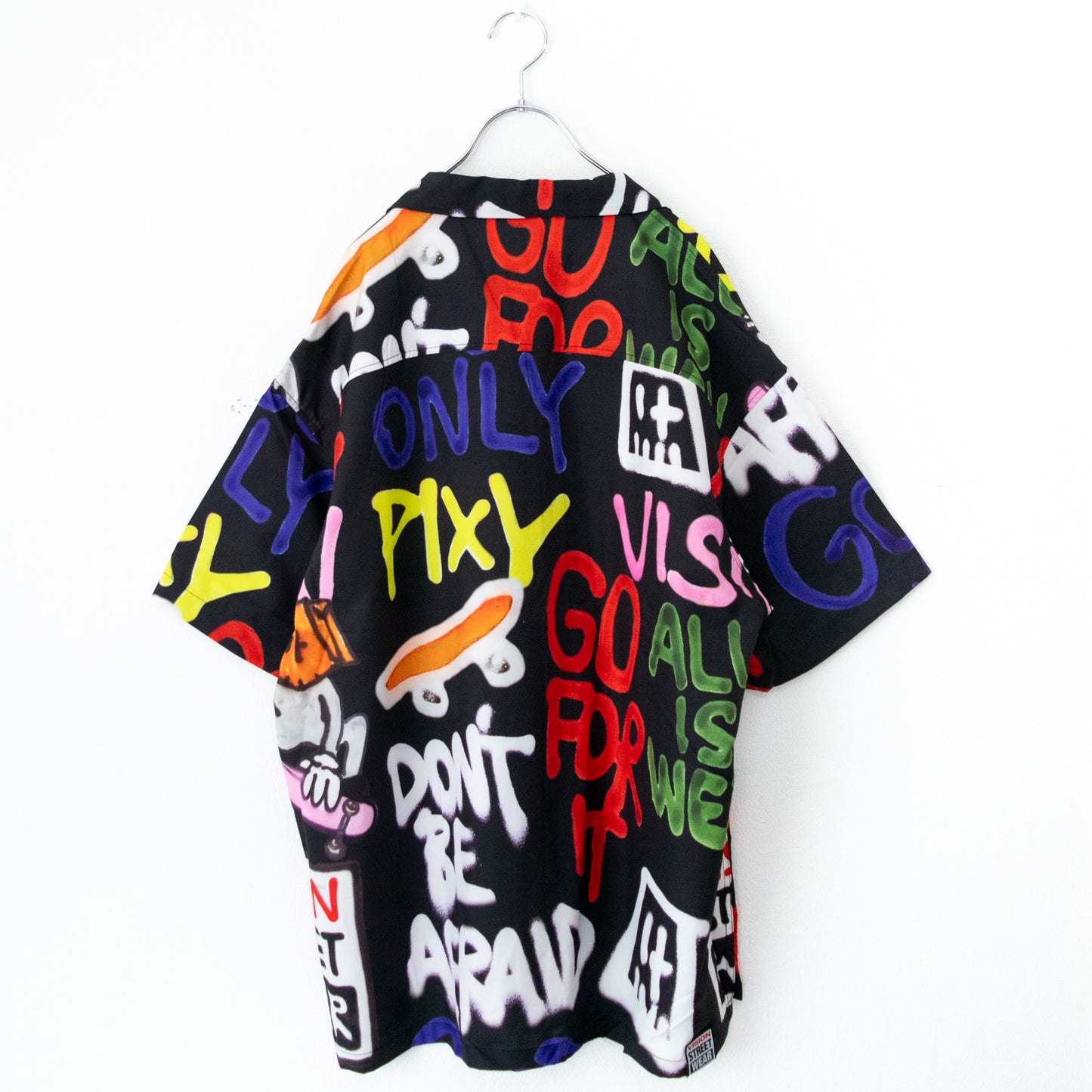 VISION STREET WEAR guernika all-over print shirt BLACK