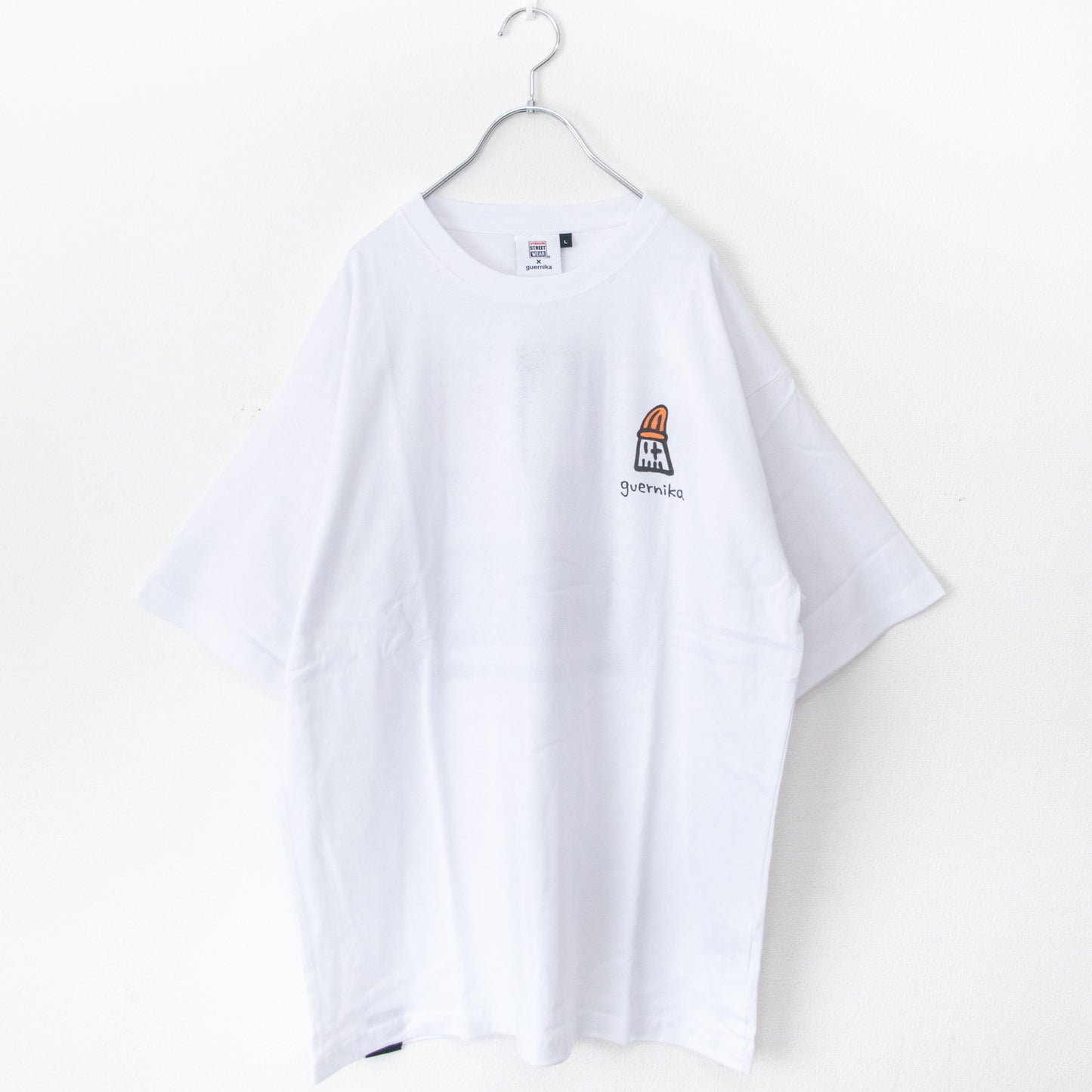 VISION STREET WEAR guernika Mag Logo T-shirt WHITE