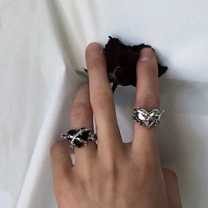 Barbed Wire Heart Ring SILVER
