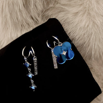 METALLIC FLOWER ASYMMETRIC EARRINGS BLUE SILVER