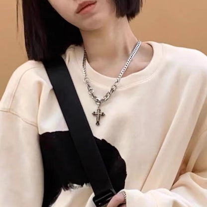 CROSS rhinestone chain necklace SILVER