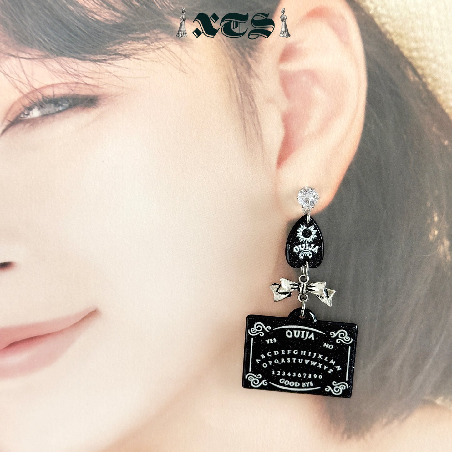 XTS Ouija Board &amp; Planchette Earrings TS0318