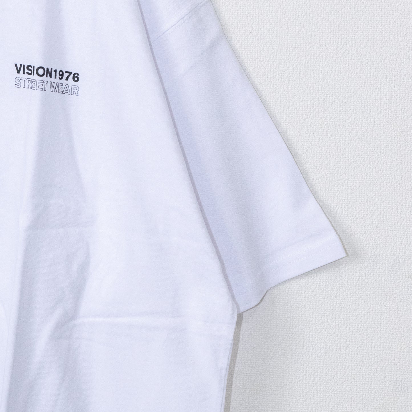 VISION STREET WEARシューズイラスト オーバーサイズ Tシャツ WHITE