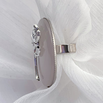 Rose cabochon ring WHITE