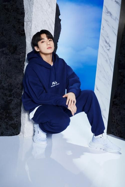 FILA【Find your Basics】BTS着用モデル スウェットパンツ NAVY ネイビー