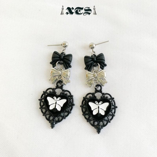 XTS ゴシック 蝶々 ブラックハート ピアス SILVER TS0238