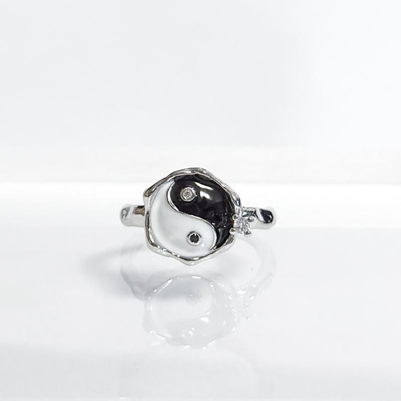 YIN AND YANG 陰陽 リング SILVER RHINESTONE