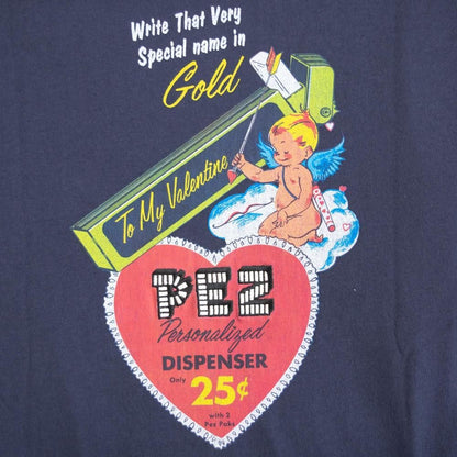 PEZ ハートポスタープリント Tシャツ NAVY
