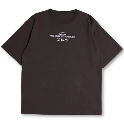 ナイトメアー・ビフォア・クリスマス Multi Illust Tシャツ CHARCOAL